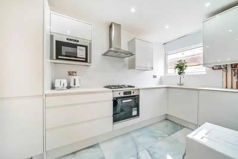 Two Double Bedroom Maisonette To Rent