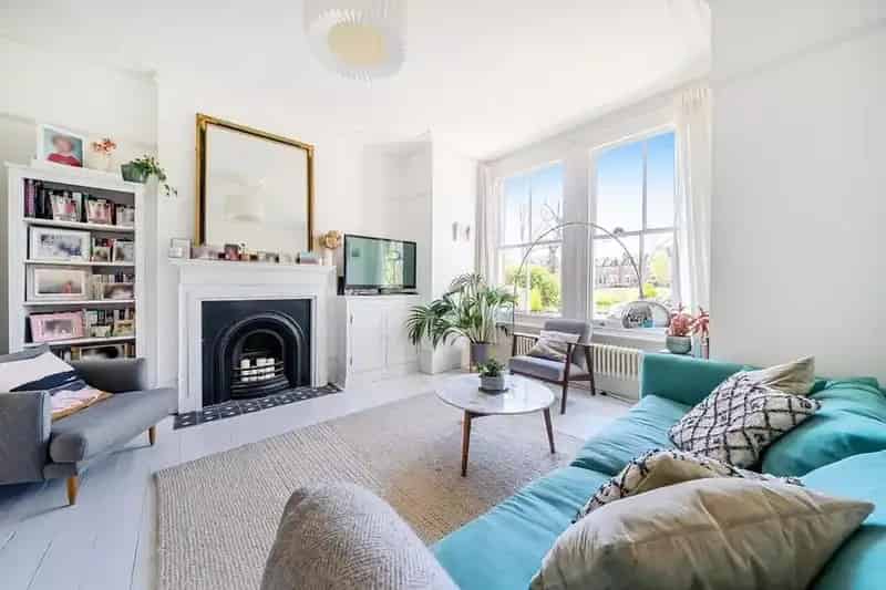 5 Bedroom Semi Detached House For Sale Near Alexandra Park