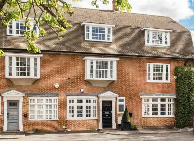 3 Bed 2 Bath Refurbished Home Fulham Moore Park Estate