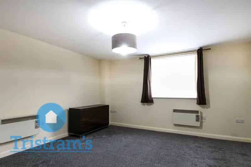 1 Bedroom Apartment Sherwood Nottingham August 2025