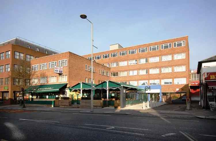 Modern Office Suites near Ealing Broadway