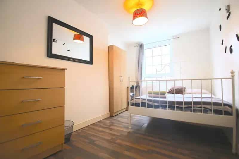 5 Bedroom Flat House to Rent Near Aldgate Station