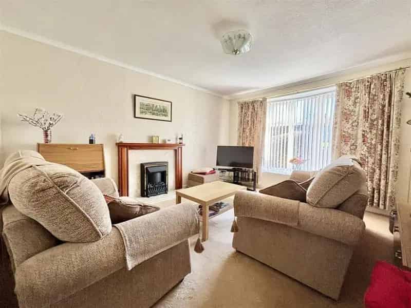 2 Bedroom Semi-Detached Bungalow for Sale