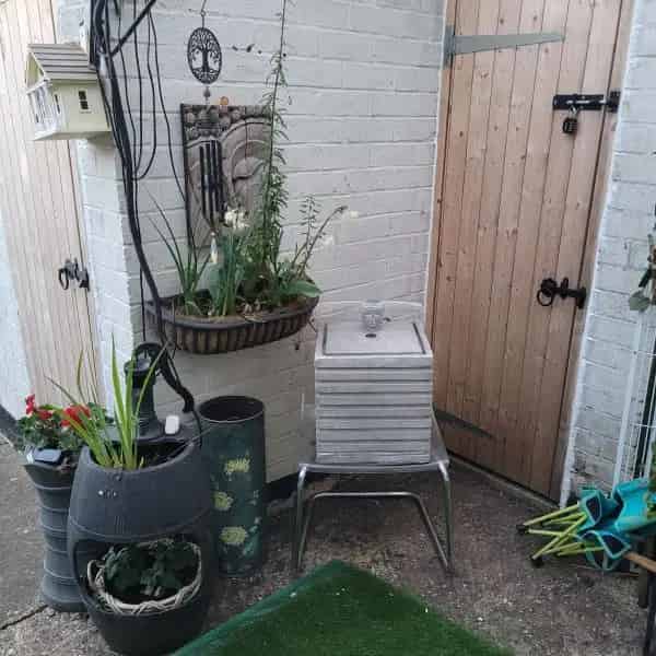 Two Bed House Large Garden Canal View Near School