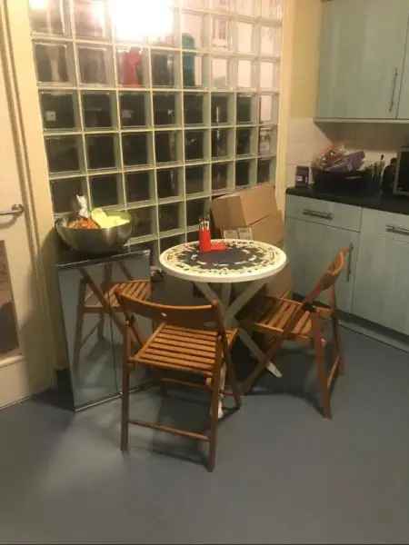 Elderly-Friendly Double Room House Spacious Living Room Square Kitchen