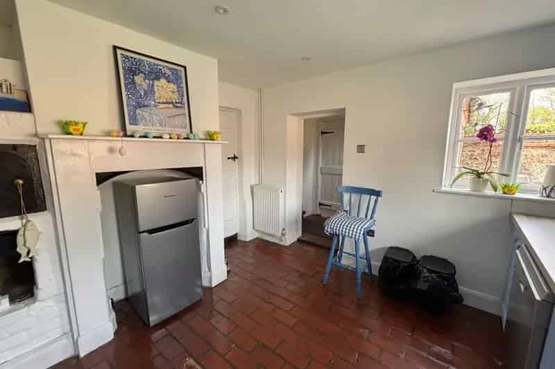 Charming 3-Bedroom Marsham Cottage - Zero Deposit Available