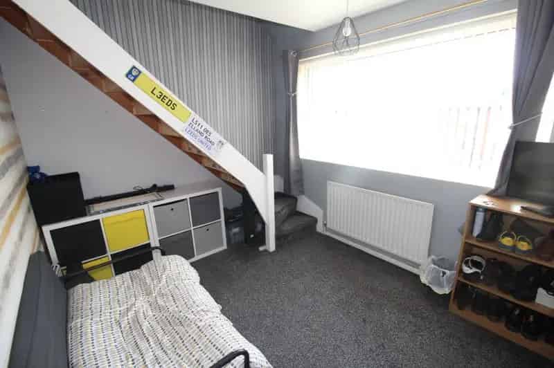 2 Bedroom Semi Detached House Middleton West Yorkshire
