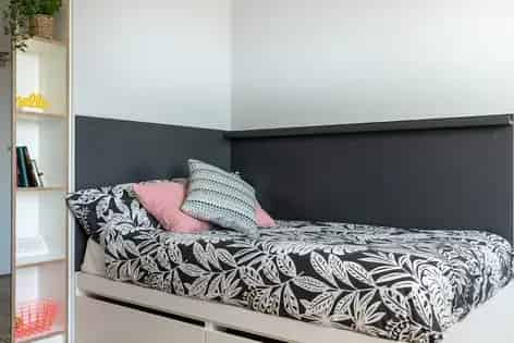Spacious 59m² Student Room Cardiff West Wing En Suite Gym Social Spaces