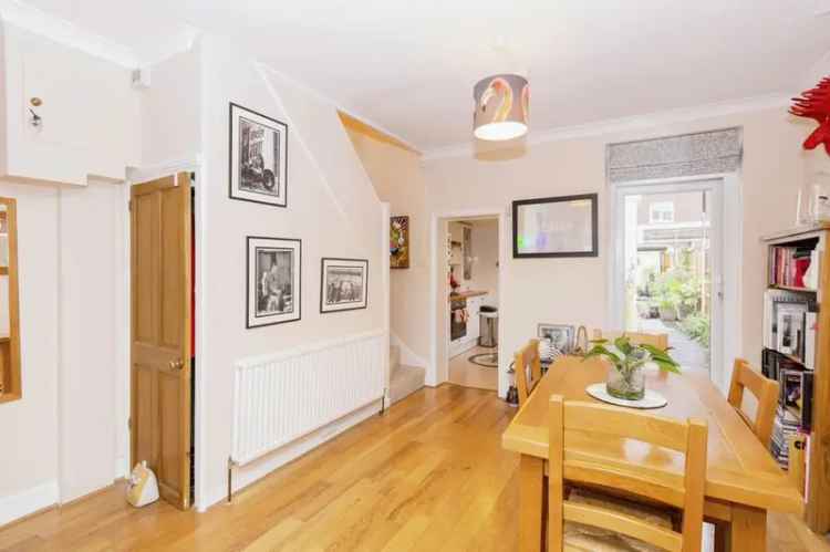 2 Bedroom End Terrace House for Sale London E13