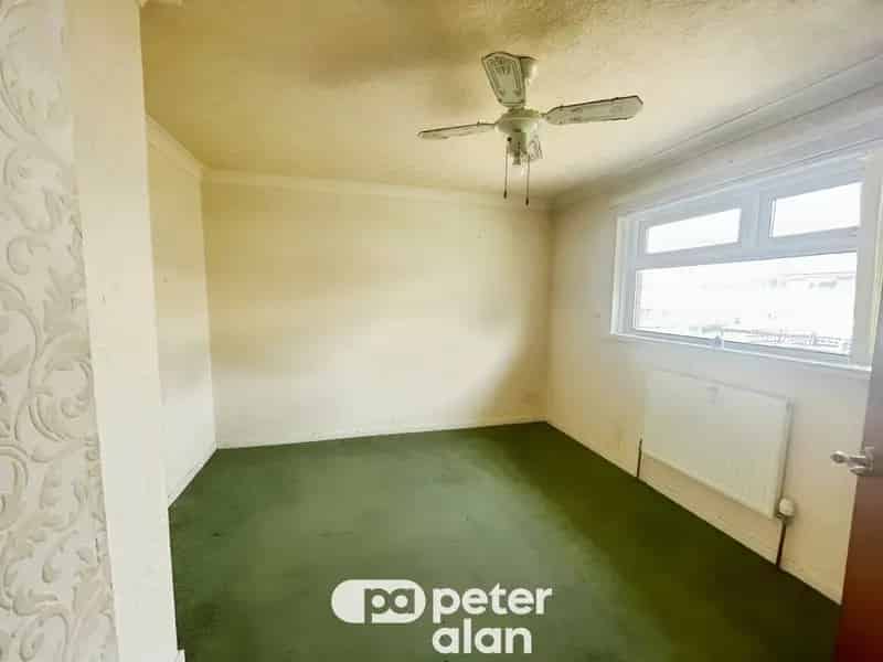 3 bedroom terraced house