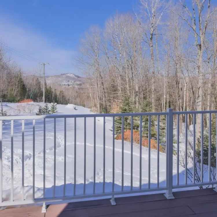 House for Sale in Piedmont Les Laurentides near Amenities and Ski Resorts