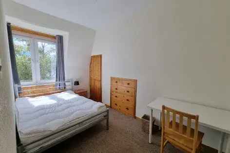 2 Double Bedroom Flat 71m² Aberdeen