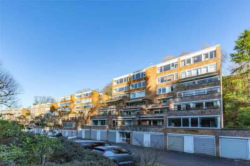 2 Bedroom Apartment for Sale Sneyd Park