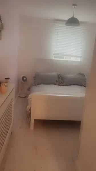 2-Bedroom Flat Near Ivydale Road Merttins Road - Seeking 3-Bedroom Upgrade