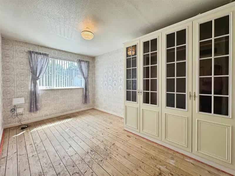 3 bed property for sale