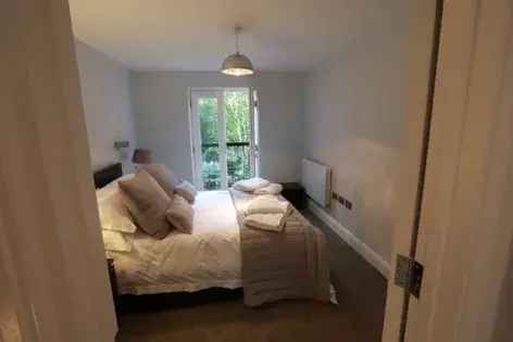 1 Bed Apartment London SW9 - Furnished Flat Near Public Transport