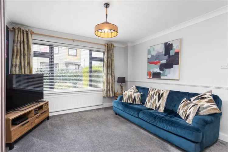 4 Bed Semi Detached House with 2 Reception Rooms