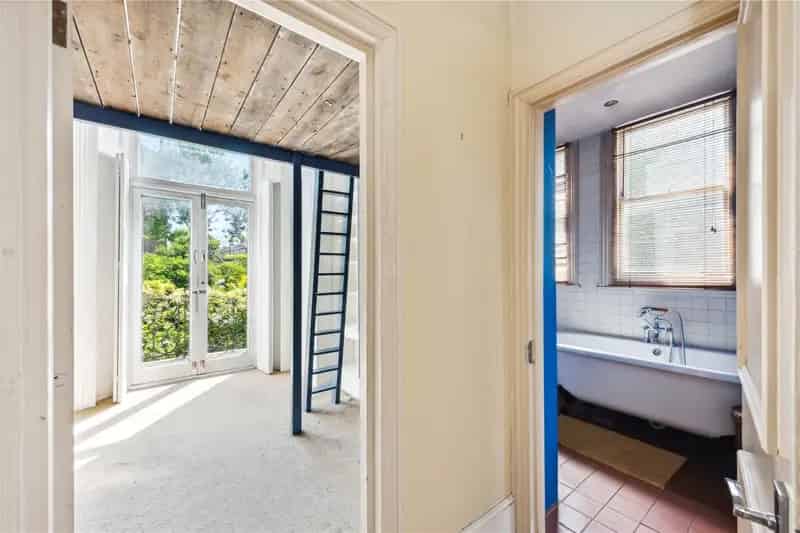 2 Bedroom Flat Highbury London South East Garden High Ceilings