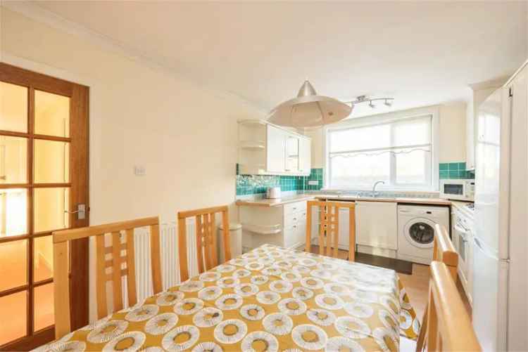 2 Bed Flat - Lower with 1 Reception Room