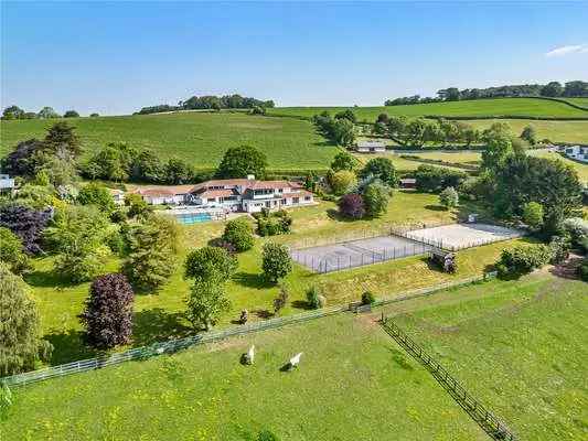 Clanage Cross, Bishopsteignton, Teignmouth, Devon, TQ14 9TP | Property for sale | Savills