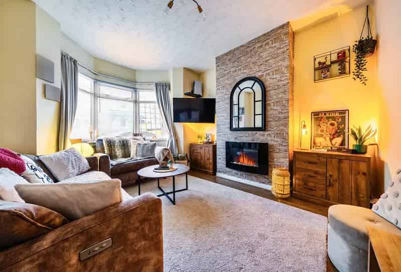 2 Bedroom Victorian House Easton Bristol For Sale