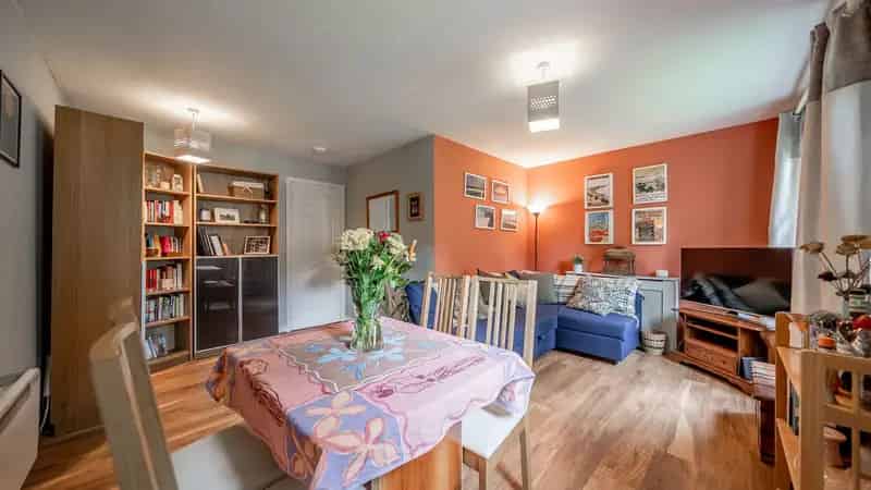 1 Bedroom Apartment near Glasgow University - West End