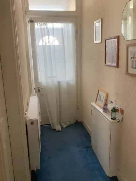 Big Terraced House Near Town Beach Shops Schools
