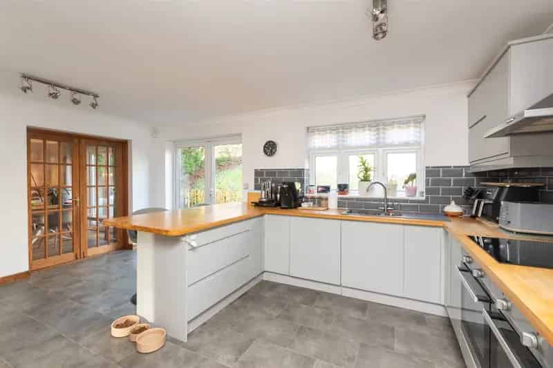 4 Bedroom Detached Bungalow for Sale in Culverstone