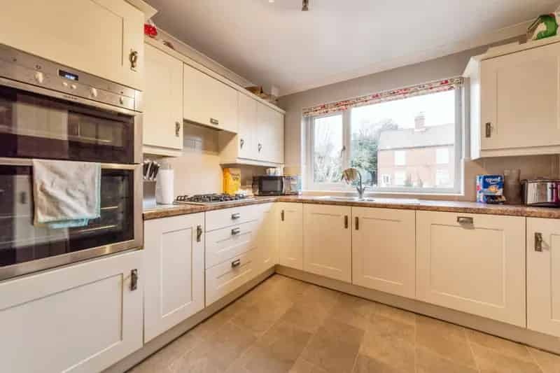 3 Bedroom Detached Bungalow in Balderton