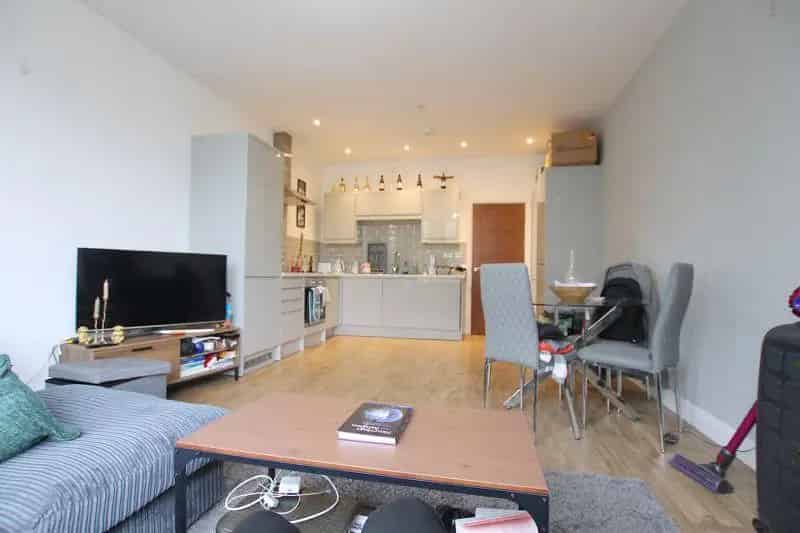1 Bedroom Apartment to Rent Fully Furnished Parking Available