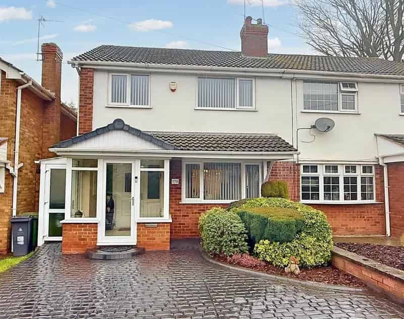 3 Bedroom Semi-Detached House for Sale