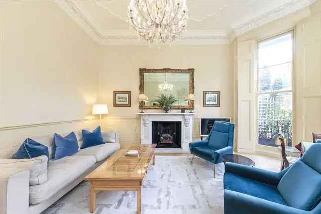 4 Bedroom Maisonette Flat for Rent in Holland Park W11