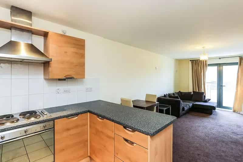 2 Bedroom Furnished Apartment Sheffield City Centre