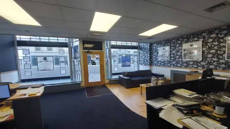 Office or Retail Space: Ground Floor and Basement