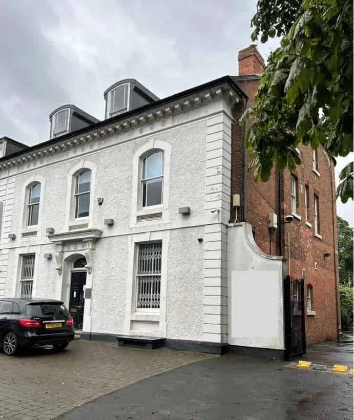 Edgbaston Medical Centre Opportunity 13 Parking Spaces High Speed Broadband