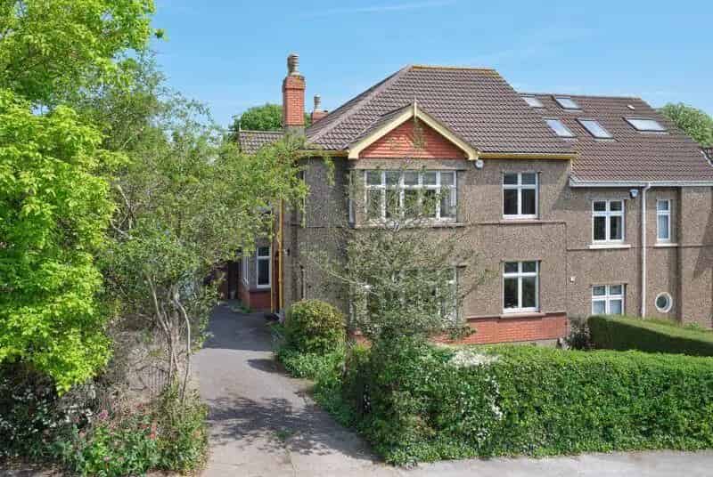 4 Bedroom Semi Detached House For Sale Large Garden Ample Parking