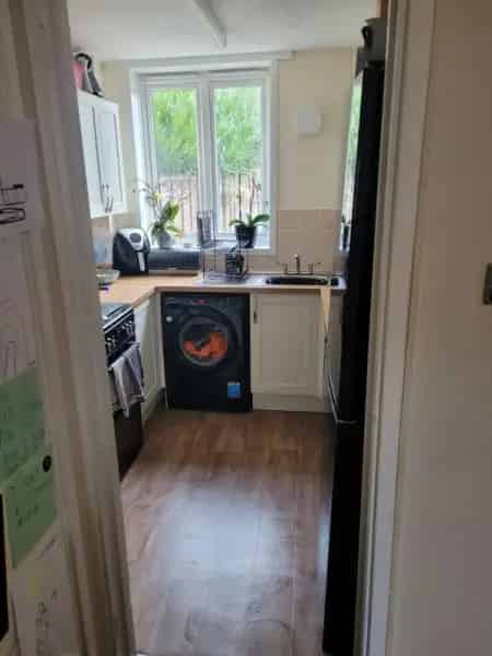 Family Home Near Schools and Town Centre