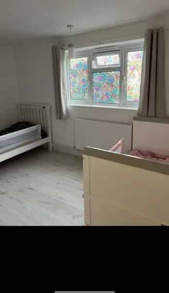 Two Bedroom Flat in Great Location