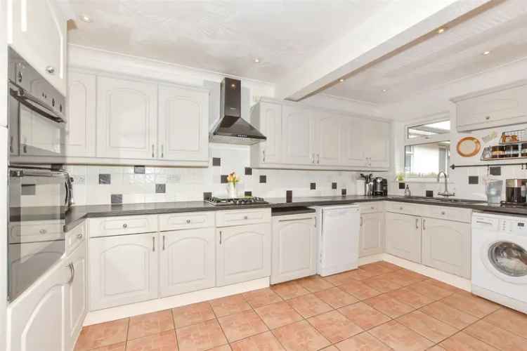 5 bedroom detached bungalow for sale