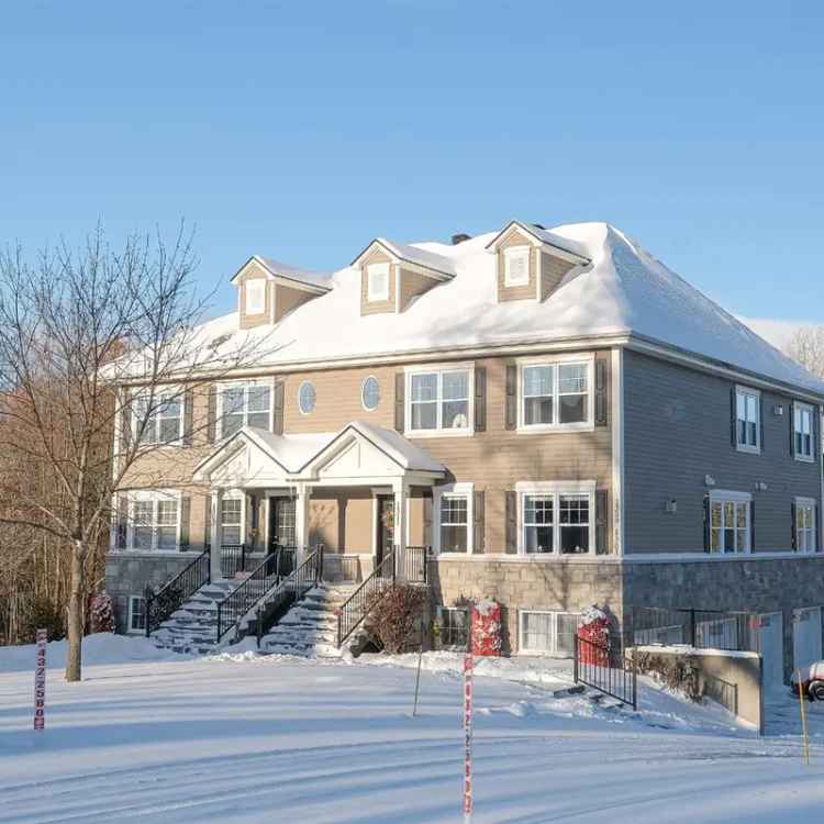 Beautiful 5-Room Condo For Sale Near Downtown Magog