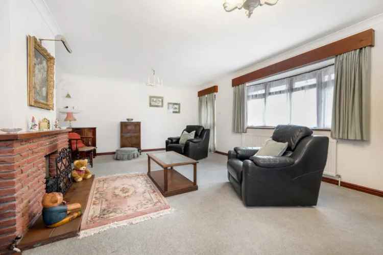 4 Bedroom Detached House For Sale Near Elmlea Schools