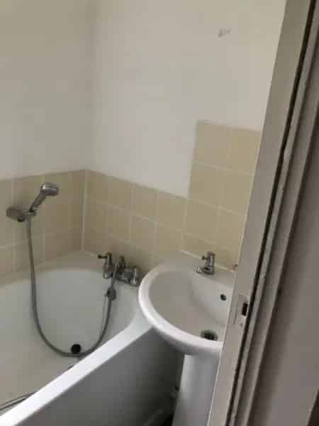 Lovely 2 Bed House Near Town - Large Garden
