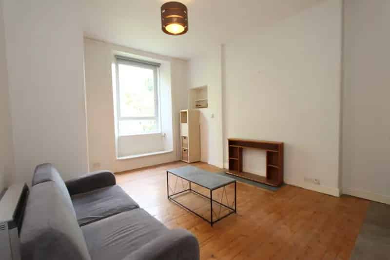 1 Bedroom Flat to Rent in Dalry - Available Now