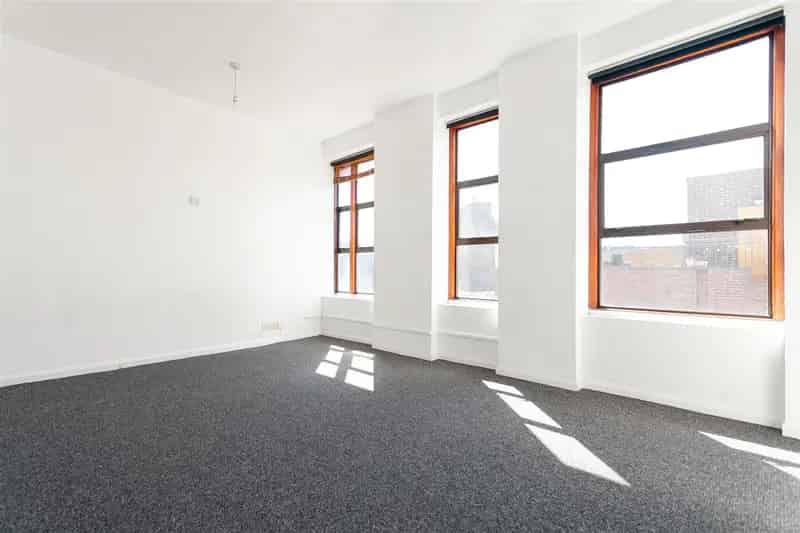 2 Bedroom Flat House to Rent