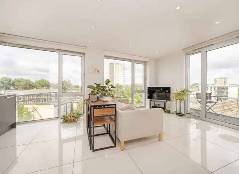 One Bedroom Apartment Hackney