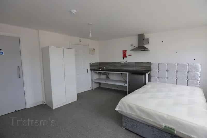 1 Bedroom Student House to Rent Bills Included Zero Deposit