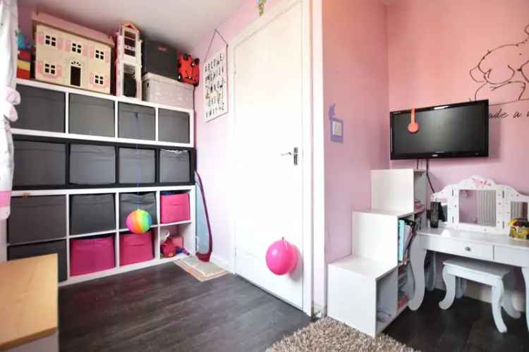 3 Bedroom Semi Detached House Bidford on Avon B50