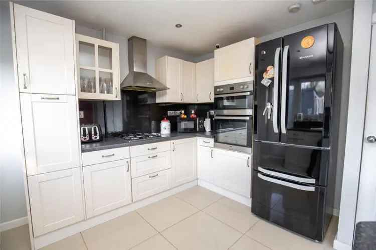 4 bedroom semi-detached house for sale