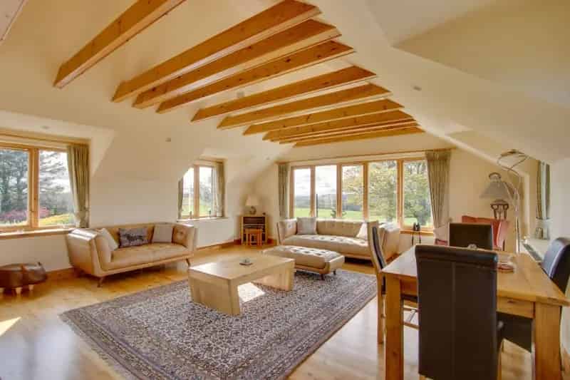 Family Villa For Sale in Letham Angus
