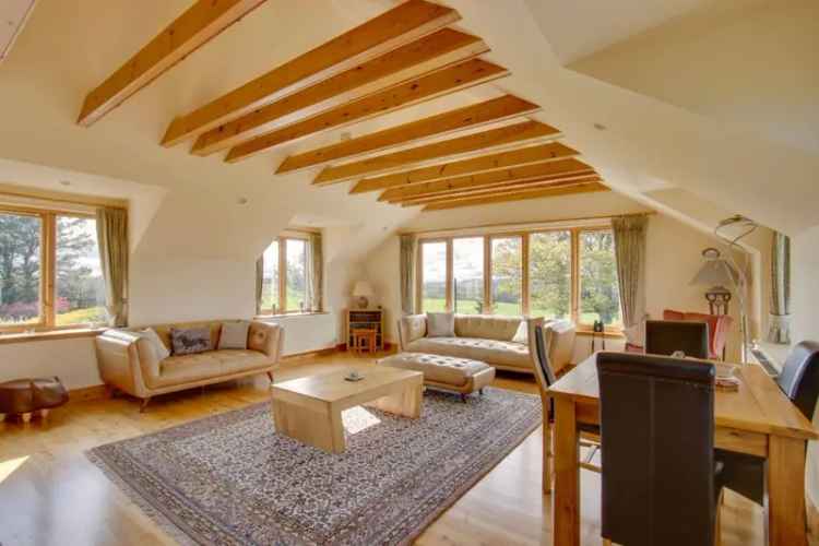 Family Villa For Sale in Letham Angus